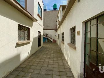 CASA EN VENTA EN LA COLONIA PUEBLA, VENUSTIANO CARRANZA