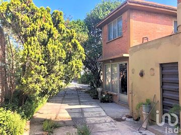 Casa en Venta en Cuautitlán Estado de México con uso de suelo habitacional/comercial
