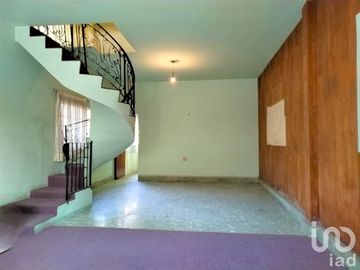 Casa en Venta en Cuautitlán Estado de México con uso de suelo habitacional/comercial