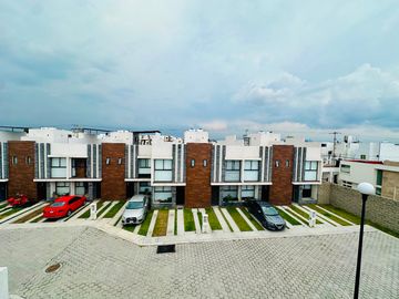 Casa en venta Residencial Malta, con Roof Garden y amenidades