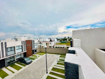 Casa en venta Residencial Malta, con Roof Garden y amenidades