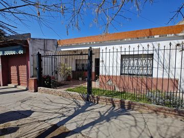 Casa en  venta en G. Catan