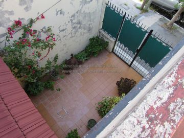 Casa - Valentin Alsina