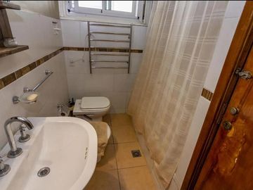 Aranguren 500  Vivienda 2 Unidades 5 Ambientes 170 m2 Apto Profesional Caballito