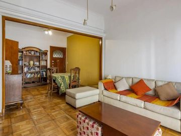 Aranguren 500  Vivienda 2 Unidades 5 Ambientes 170 m2 Apto Profesional Caballito