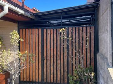 Se vende casa de 4 dormitorios parte baja Los Pinos, Quilpúe.