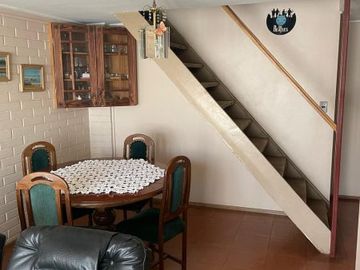 Se vende casa de 4 dormitorios parte baja Los Pinos, Quilpúe.