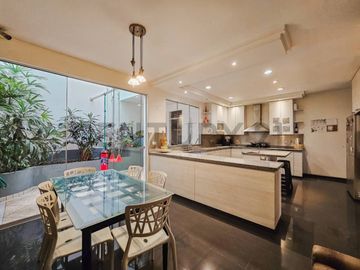 ¡Sorpréndete con esta casa en Casuarinas Sur!