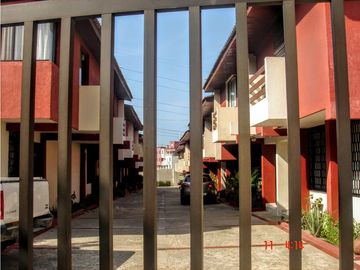 SE VENDE CASA EN CONJUNTO