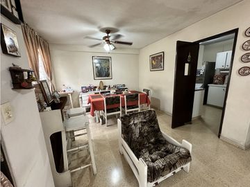 Se VENDE Casa Tipo Dúplex en Altos de Miraflores, Betania, Panamá