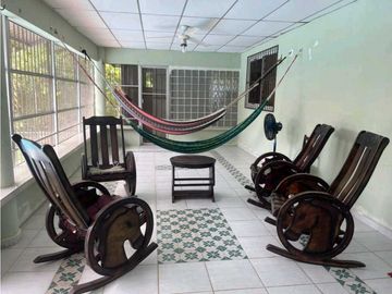 VENDO CASA EN SANTIAGO DE VERAGUAS CON PISCINA