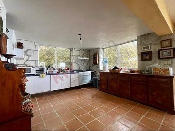 Magnifico Terreno con Casa - Mineral del Chico.