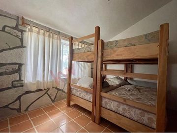 Magnifico Terreno con Casa - Mineral del Chico.