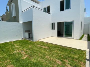 CASA DOS PLANTAS-  EN FRACCIONAMIENTO PRIVADO AL NORTE DE LA CIUDAD