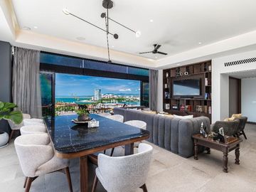 Penthouse 1201 T1 Zoho Skies