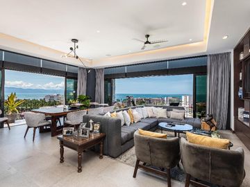 Penthouse 1201 T1 Zoho Skies
