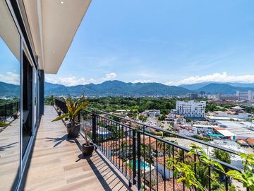 Penthouse 1201 T1 Zoho Skies