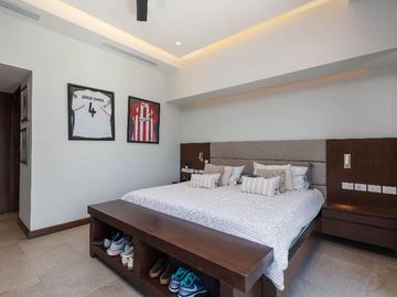 Penthouse 1201 T1 Zoho Skies
