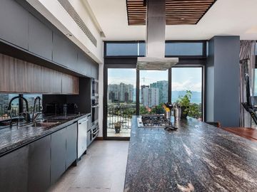 Penthouse 1201 T1 Zoho Skies