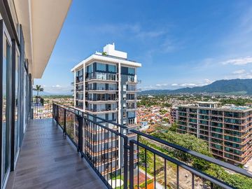 Penthouse 1201 T1 Zoho Skies