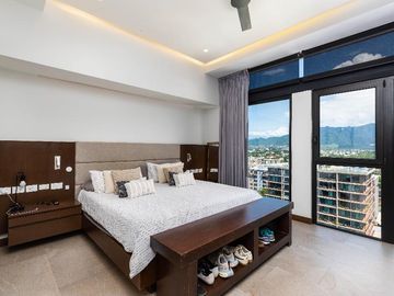 Penthouse 1201 T1 Zoho Skies