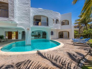 Villa Mariposas