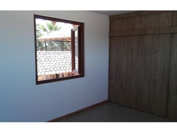Parcela, con 2 preciosas casas en el mejor sector!