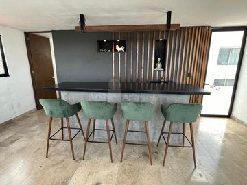 Bonito departamento Moderno con bar y terraza en Zona Universitaria