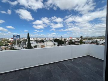 Bonito departamento Moderno con bar y terraza en Zona Universitaria