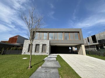 Casa en  Venta en Virazón Nordelta