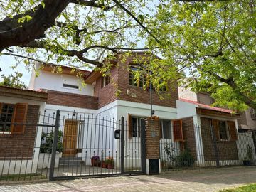 OPORTUNIDAD DE INVERSION, CASA / LOTE APTO DESARROLLO, ISLAS MALVINAS, SANTA GENOVEVA
