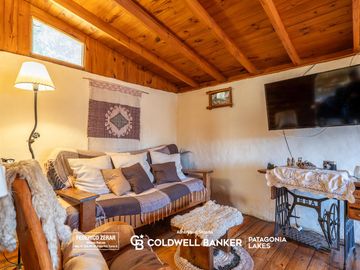 OPORTUNIDAD VENTA Casa 4 ambientes con Anexo Turistico en KM5