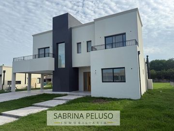 Casa en venta en prados del oeste