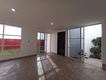 Casa 198m2 Rancho San Jose 4 recamaras