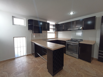 Casa 198m2 Rancho San Jose 4 recamaras