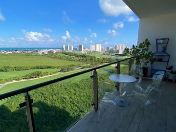 Departamento en Puerto Cancun en Venta