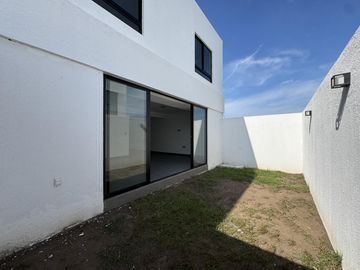 Casa Nueva en Venta Lomas del Dorado