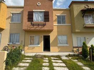 Casa seminueva en Real de Castilla