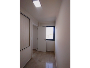 Triplex de un dorm. más escritorio Miralejos 17. Villa Carlos Paz