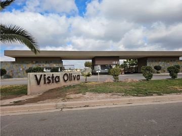 CASA  · VENTA · B. PRIVADO APTO CREDITO · 3 DORMITORIOS ·MAIPÚ