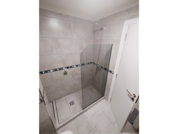 Triplex en venta, 2 dorm. 2 baños. B°. Villa Dominguez