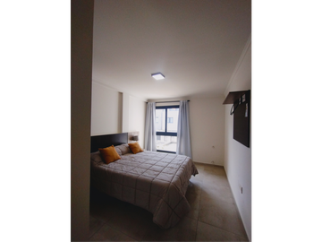 Triplex en venta, 2 dorm. 2 baños. B°. Villa Dominguez
