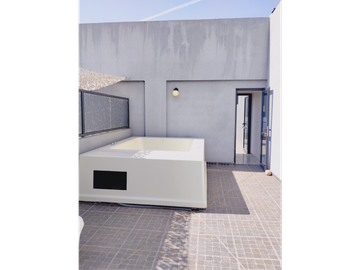 Triplex en venta, 2 dorm. 2 baños. B°. Villa Dominguez