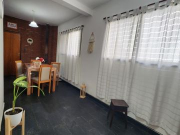 Casa en venta en Remedios de Escalada Oeste