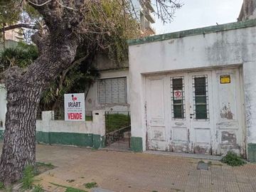 Casa en venta en Quilmes Centro