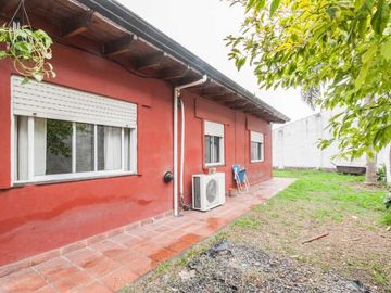 Casa en venta en Lanus Oeste