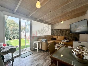 Venta de Casa en Condominio en Olivar de los Padres diseñada Arq Artigas