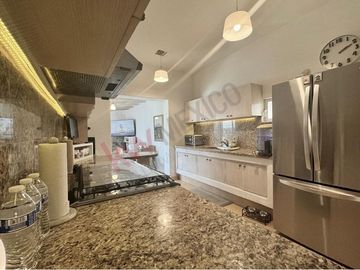 Venta de Casa en Condominio en Olivar de los Padres diseñada Arq Artigas