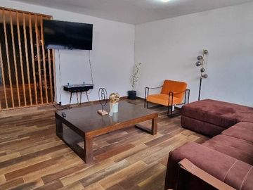 CASA EN VENTA EN PRIVADAS DEL PARQUE, APODACA