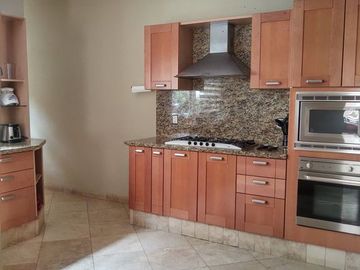 CASA EN VENTA EN RESIDENCIAL LAS QUINTAS LEÓN GTO